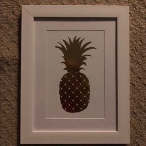 Pineapple wall sign